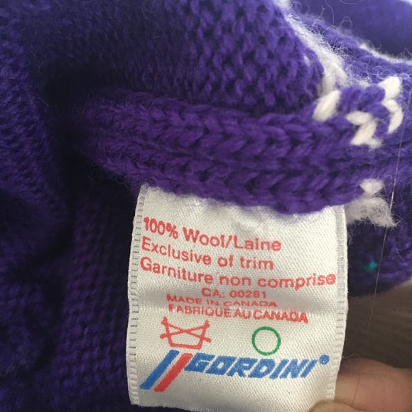 Gordini Hat Beanie Toque Pompom Braided Ties Purple Green Ear Covering - Picture 9 of 9